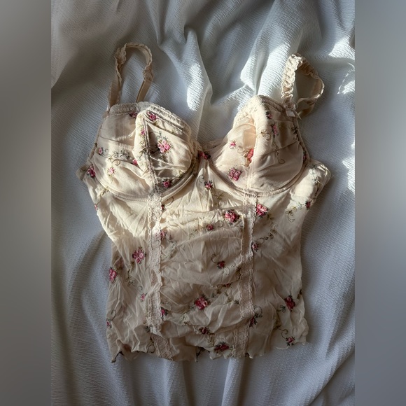 Victoria's Secret Tops - Vintage Victoria secret corset, 36C but has adjustable back and straps.